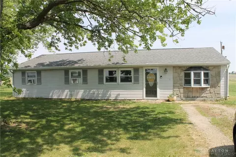 3142 Mcmecham Rd, Greenville, OH 45331