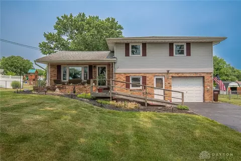 2154 Middletown Eaton Rd, Middletown, OH 45042
