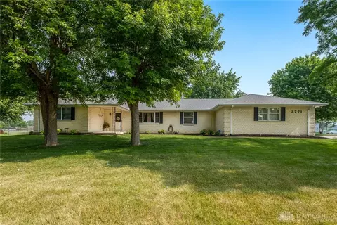 2771 Brantwood Ct, Dayton, OH 45414