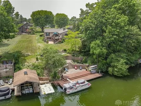 252 Lakengren Dr, Eaton, OH 45320