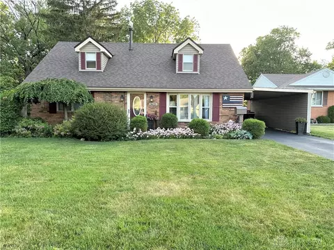 3621 Roslyn Ave, Kettering, OH 45429