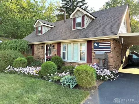 3621 Roslyn Ave, Kettering, OH 45429 photo 2