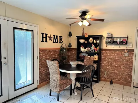 3621 Roslyn Ave, Kettering, OH 45429 photo 9