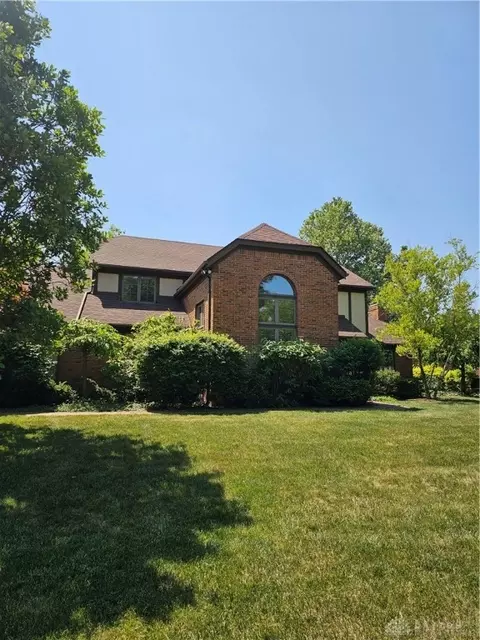 240 E Stonequarry Rd, Vandalia, OH 45377