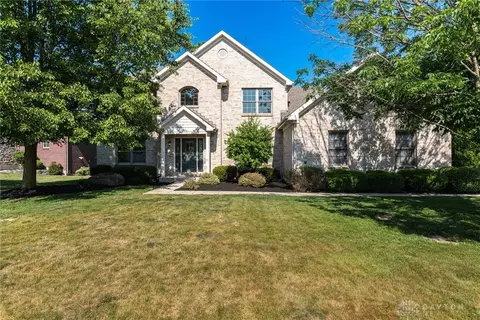 1710 Mulberry Woods Ct, Vandalia, OH 45377