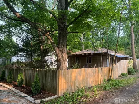 313 Pleasant St, Yellow Springs, OH 45387