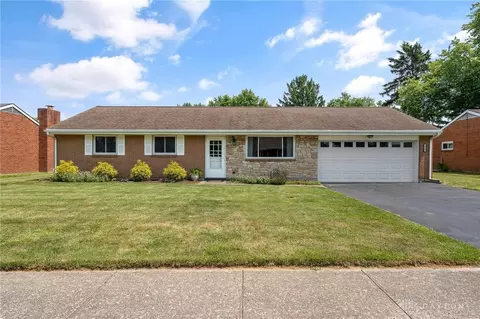 564 Leslie Dr, Xenia, OH 45385