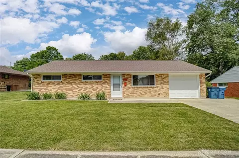 6207 Falkland Dr, Dayton, OH 45424