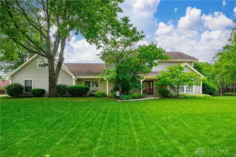 1150 Agate Trl, Dayton, OH 45459