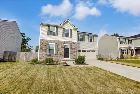 1114 Shannon Ln, Xenia, OH 45385