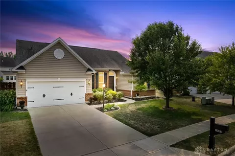 1481 Artesian Ln, Fairborn, OH 45324