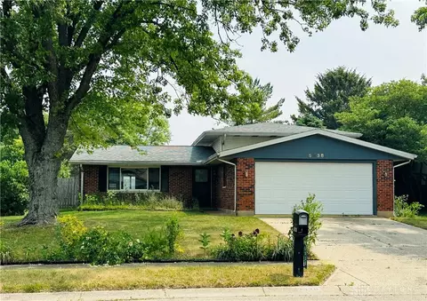 5038 Hahn Ave, Fairborn, OH 45324