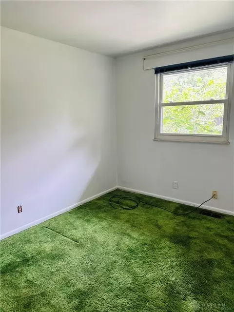 5038 Hahn Ave, Fairborn, OH 45324 photo 18