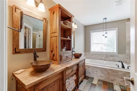 430 Springhouse Dr, Springboro, OH 45066 photo 86