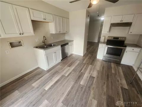 155 Mccraw Dr, Union, OH 45322 photo 5