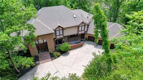 5541 Terrace Crk, Dayton, OH 45459