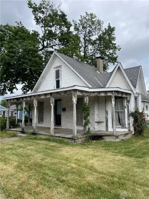 217 W Jefferson St, New Carlisle, OH 45344