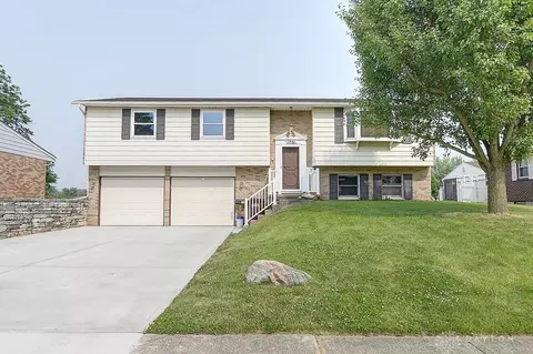 1701 Sioux Dr, Xenia, OH 45385