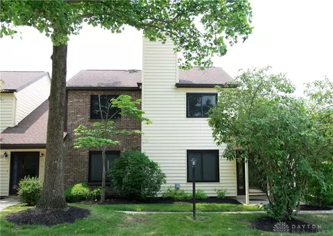 1308 Norwich Ln, Centerville, OH 45459