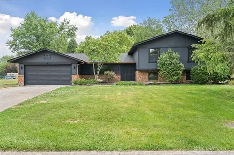 7561 Cloverbrook Park Dr, Dayton, OH 45459