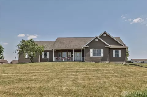 144 Romans Rd, New Vienna, OH 45159