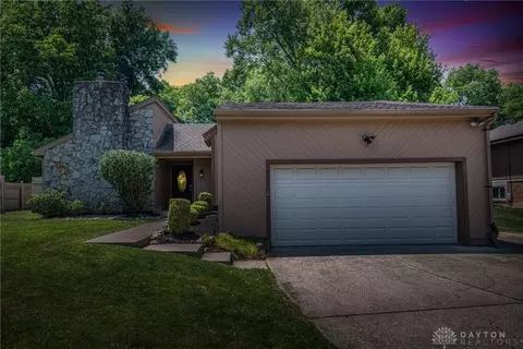 7249 Pepperton Ct, Dayton, OH 45415