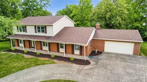 4506 Manchester Dr, Middletown, OH 45042