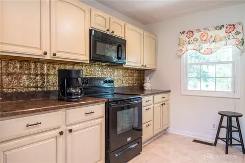 8358 Morrow Cozaddale Rd, Morrow, OH 45152 photo 15