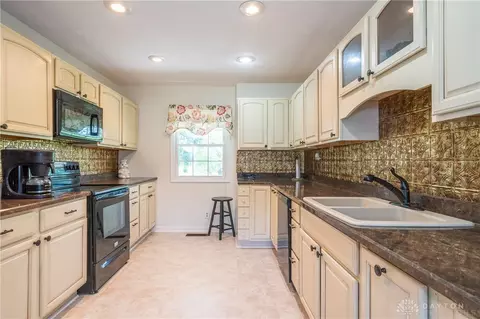 8358 Morrow Cozaddale Rd, Morrow, OH 45152 photo 13