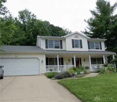1330 Maple Leaf Ct, Sidney, OH 45365