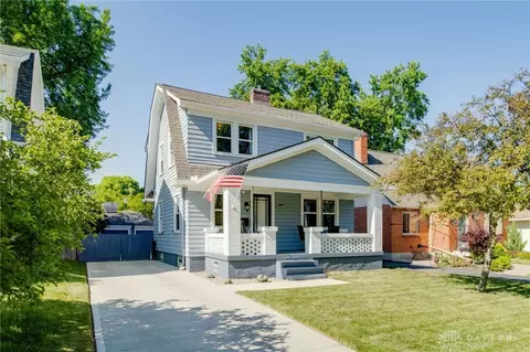 309 Orchard Dr, Oakwood, OH 45419