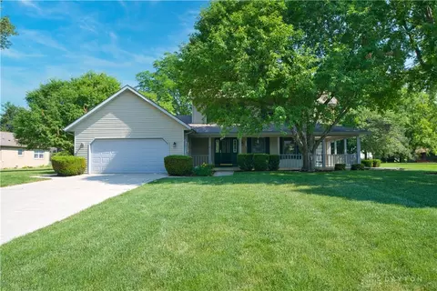 1941 Laurel Creek Dr, Troy, OH 45373