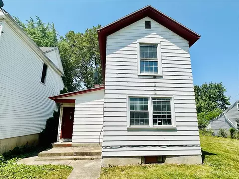 29 Watts St, Dayton, OH 45403 photo 2