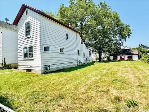 29 Watts St, Dayton, OH 45403 photo 3