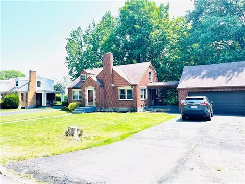 4272 Briar Pl, Dayton, OH 45405