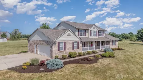 570 Shady Oak Ct, Lebanon, OH 45036