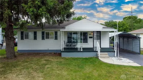 447 Towanda Cir, Riverside, OH 45431
