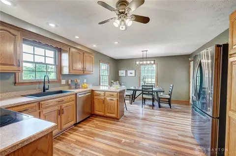 3281 Maple Grove Rd, Springfield, OH 45504 photo 13