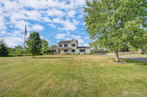 3281 Maple Grove Rd, Springfield, OH 45504 photo 2