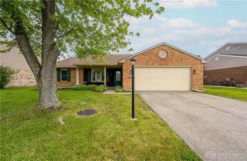 8908 Gardengate Dr, Dayton, OH 45424