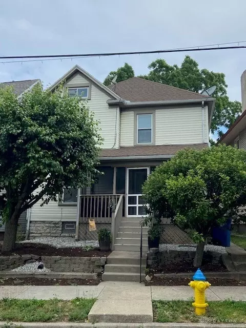 867 Riverview Ter, Dayton, OH 45402