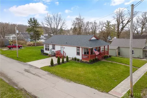 11 E Main St, Spring Valley, OH 45370 photo 4
