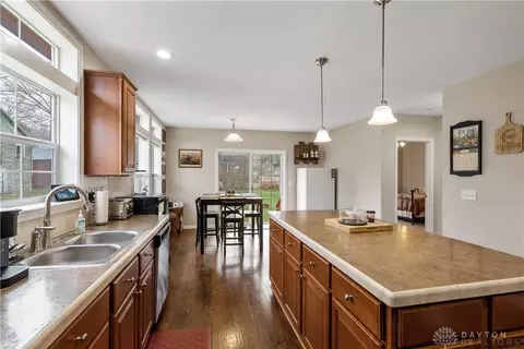 11 E Main St, Spring Valley, OH 45370 photo 16