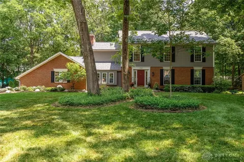 9546 Quailwood Trl, Dayton, OH 45458
