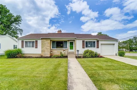 1303 Croydon Rd, Troy, OH 45373