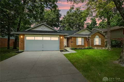 6517 Charlesgate Rd, Dayton, OH 45424