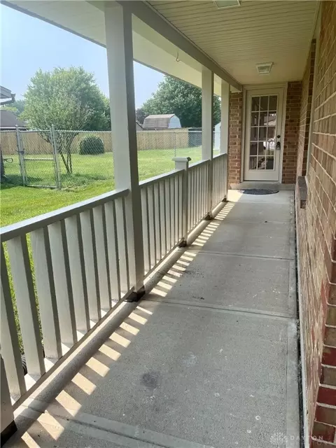 6020 Maplegate Ct, Dayton, OH 45424 photo 5