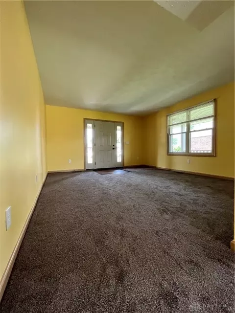 6020 Maplegate Ct, Dayton, OH 45424 photo 11
