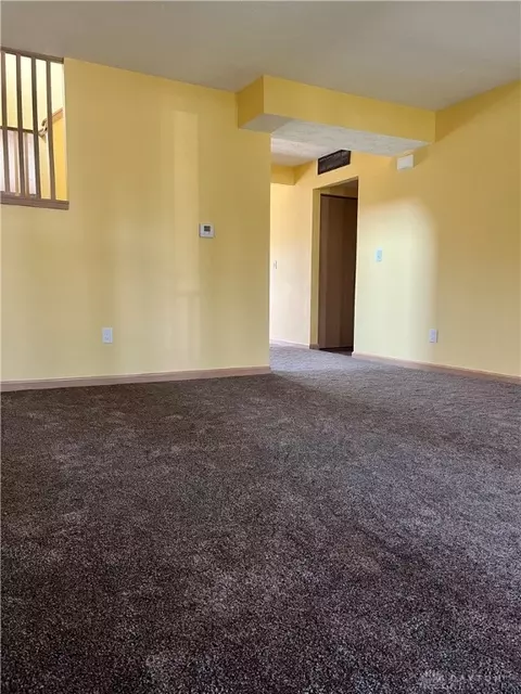 6020 Maplegate Ct, Dayton, OH 45424 photo 9