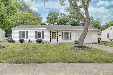 157 Millard Dr, Franklin, OH 45005